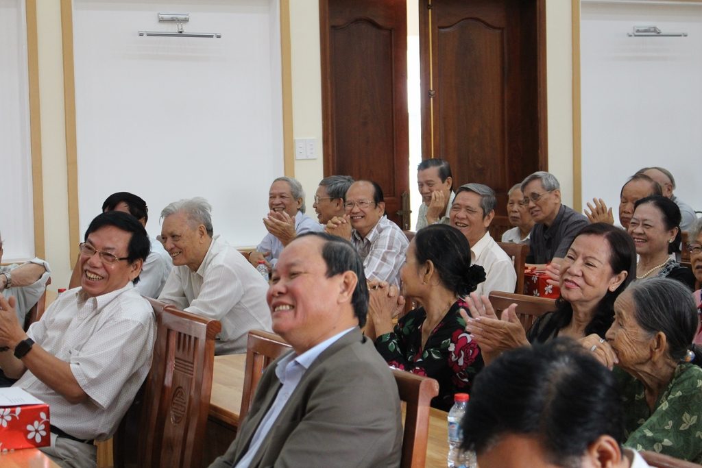 CB hưu trí NXBGDVN tại khu vực TP. Hồ Chí Minh dự buổi họp mặt nhân dịp đón xuân Mậu Tuất 2018