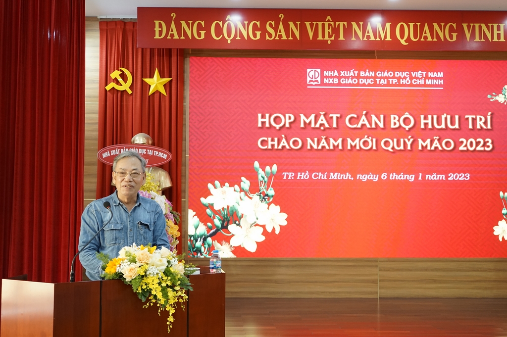 Ông Vũ Bá Hòa – Chủ nhiệm Hội Hưu trí phát biểu tại tại buổi họp mặt cán bộ hưu trí khu vực TP. Hồ Chí Minh