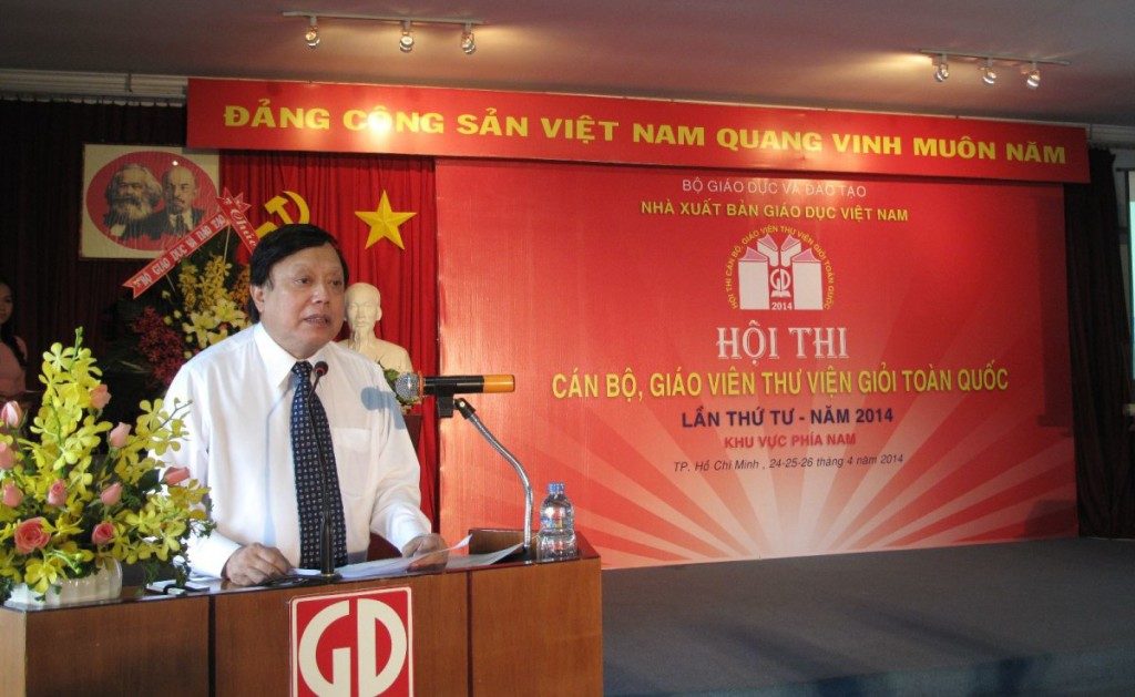 Nhà giáo ưu tú Ngô Trần Ái, Tổng Giám đốc NXBGDVN phát biểu tại Hội thi khu vực phía Nam
